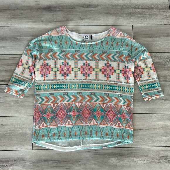 Anthropologie Akemi + Kin Morgana aztec shirt size medium - Picture 2 of 7